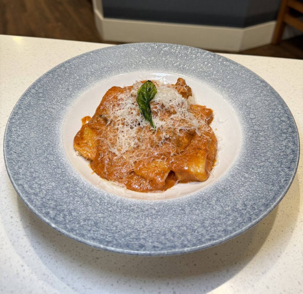 Paccheri in tomato sauce